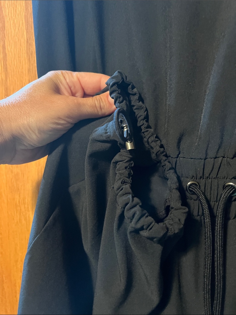 Abercrombie & Fitch Traveler Black Sleeveless Drawstring Jumpsuit - Picture 6 of 13